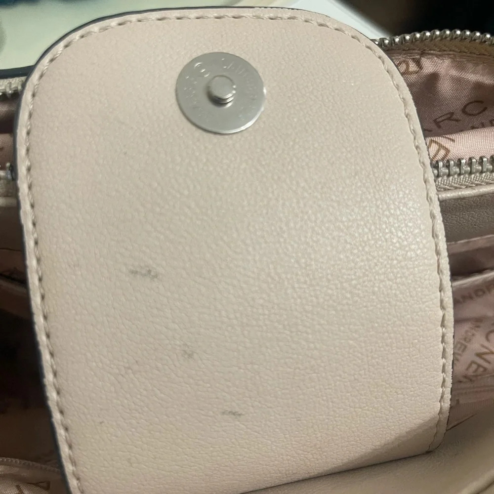 Marc New York Handbag 3 in 1 (handbag, crossbody and wristlet) - Picture 14 of 16